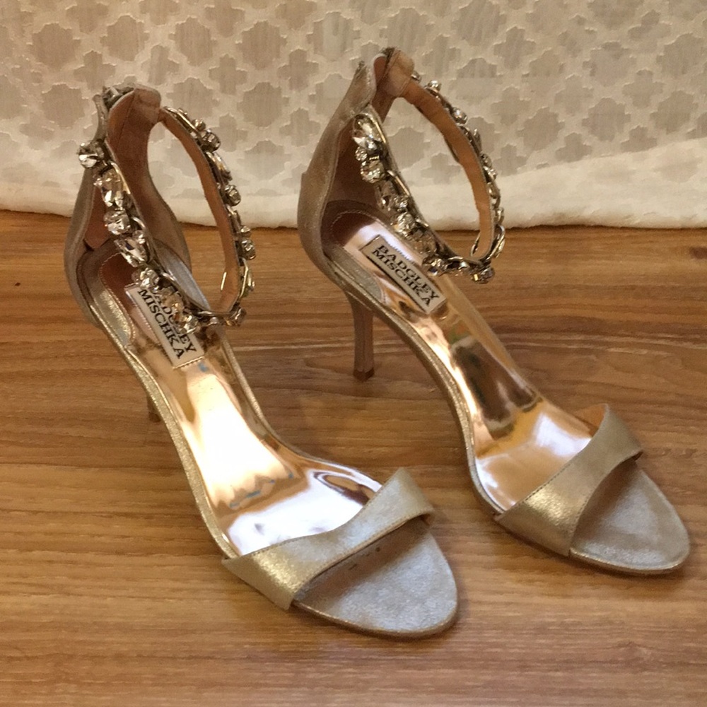 Badgley Mischka Gold Heels